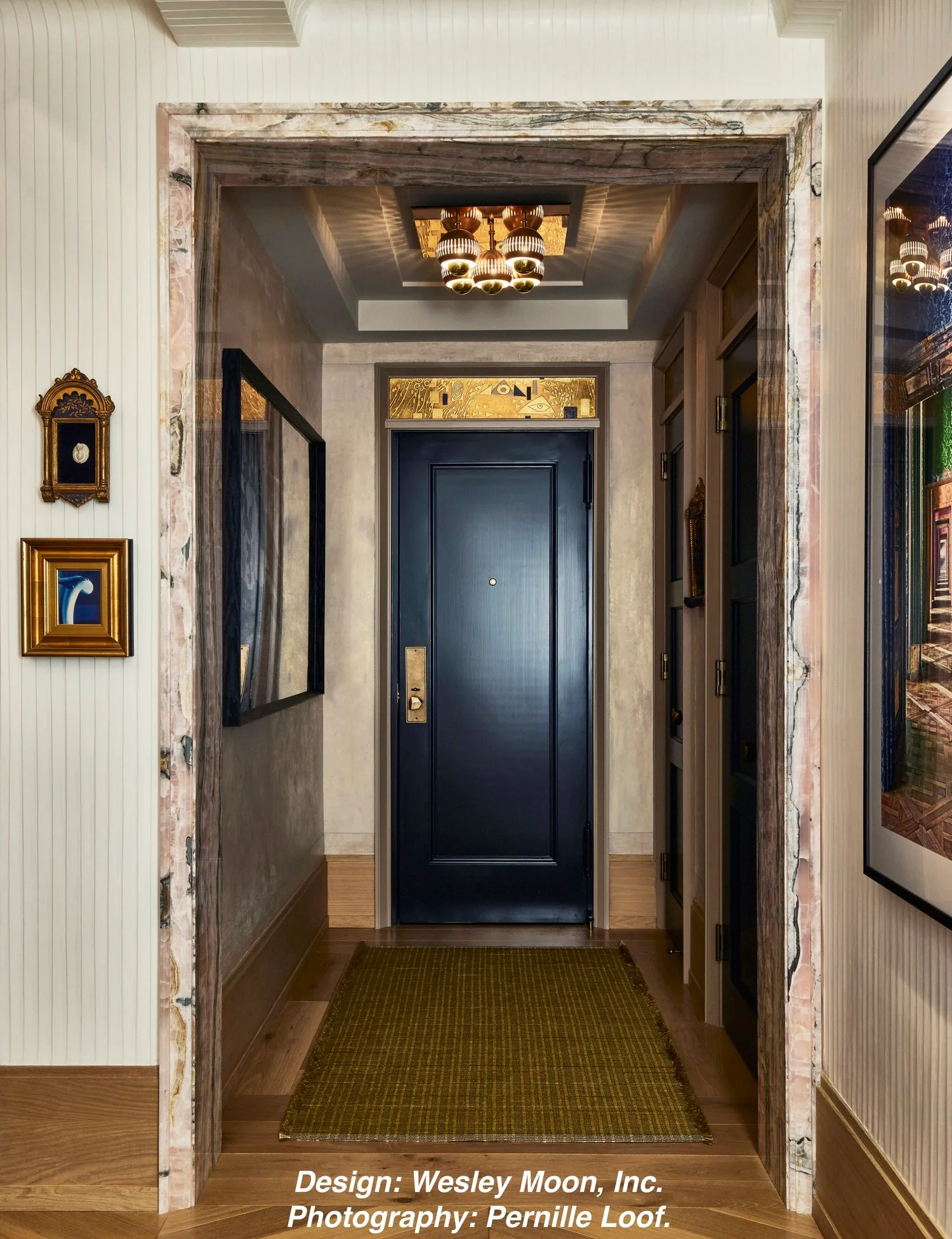 13 Foyer